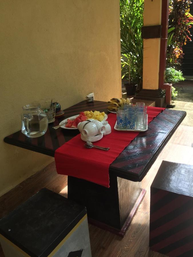 Vero Homestay Galle- Your Home Away From Home! Екстер'єр фото