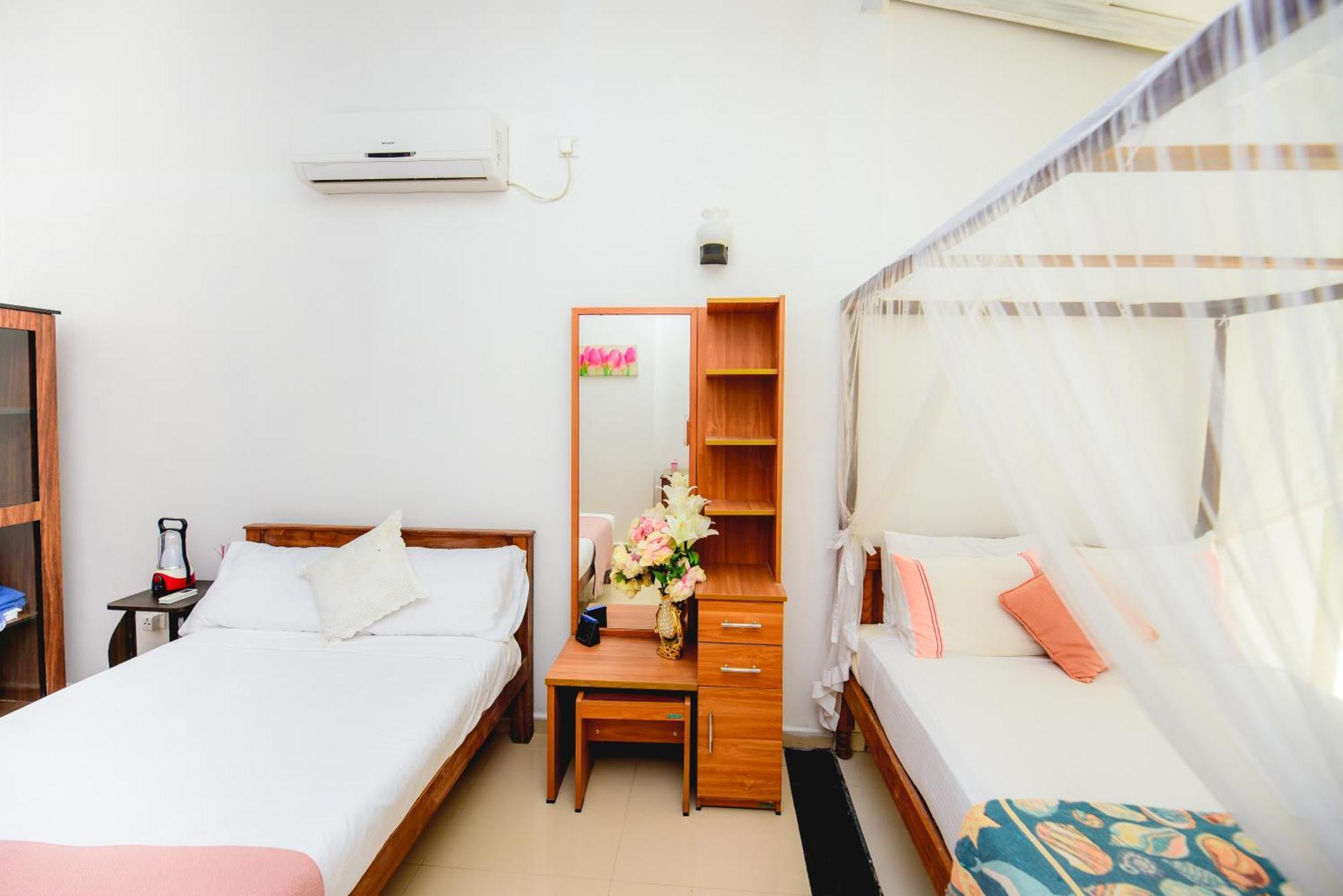 Vero Homestay Galle- Your Home Away From Home! Екстер'єр фото
