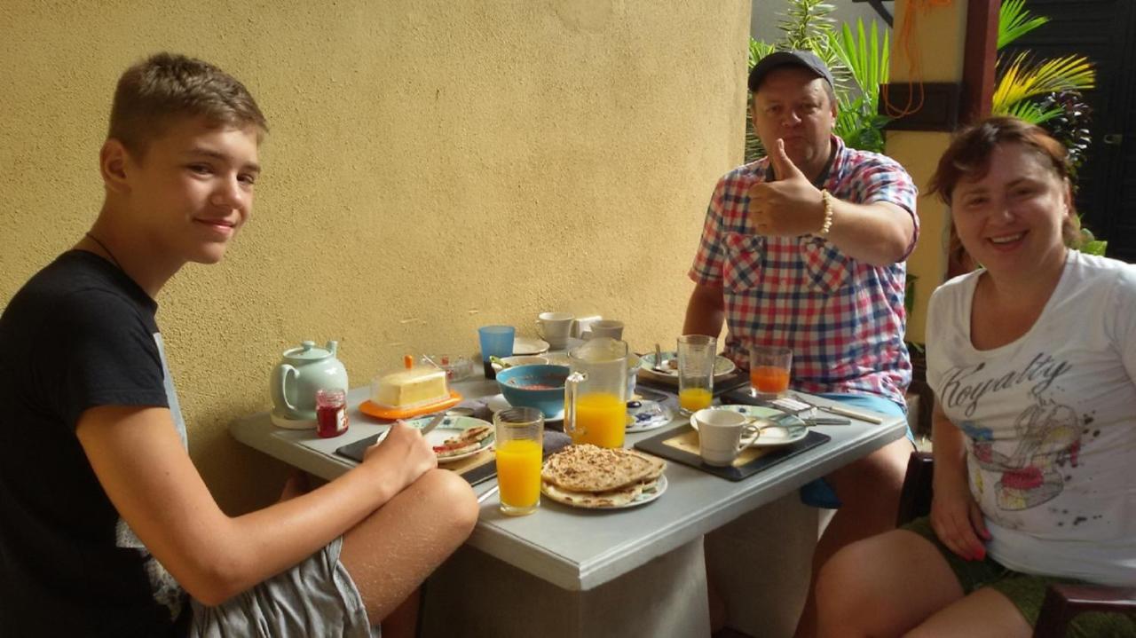 Vero Homestay Galle- Your Home Away From Home! Екстер'єр фото